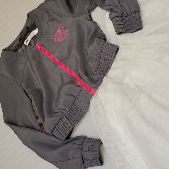 Tiger jacket and tulle skirt sz 5 - Picture 2 of 2